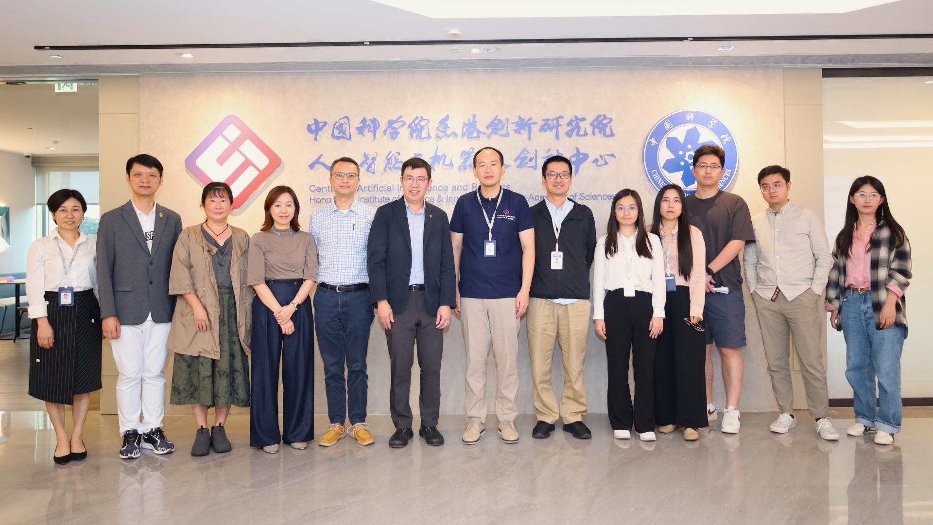 威尔斯亲王医院院长钟健礼一行莅临中国科学院香港创新院AI中心